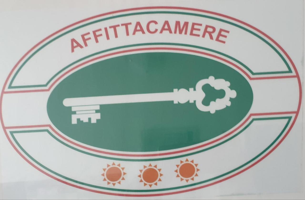 Ca Thomas Hotel Castelnuovo Magra Kültér fotó