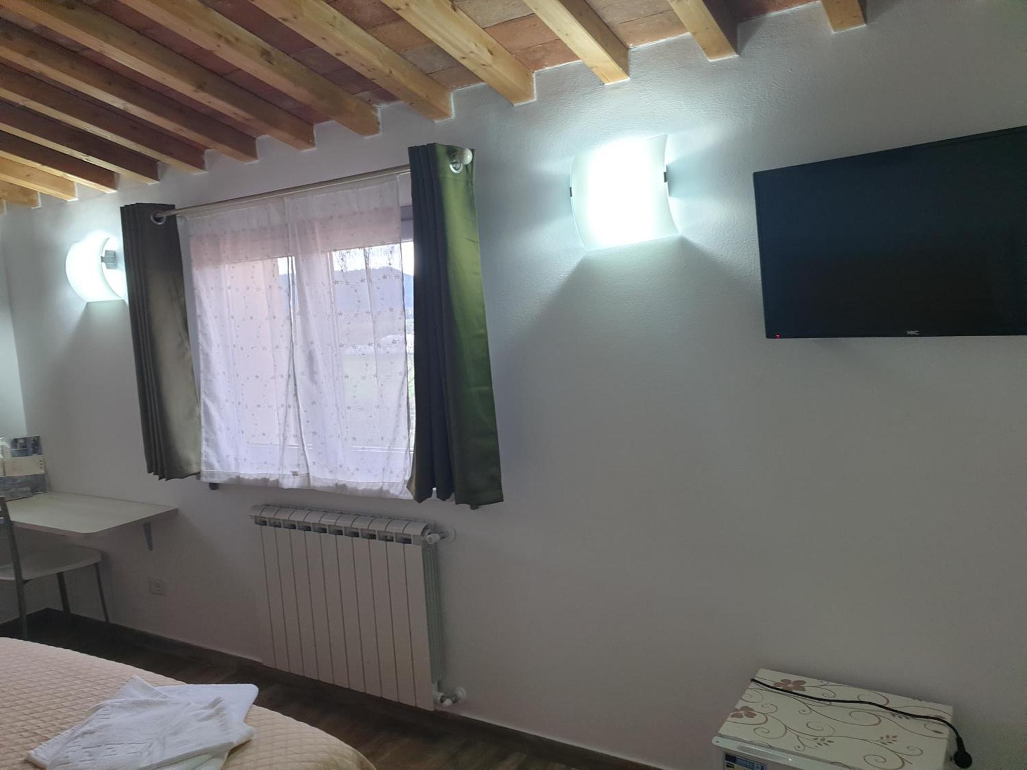 Ca Thomas Hotel Castelnuovo Magra Szoba fotó