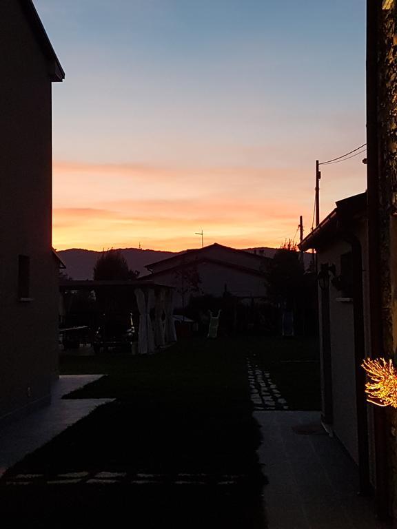 Ca Thomas Hotel Castelnuovo Magra Kültér fotó