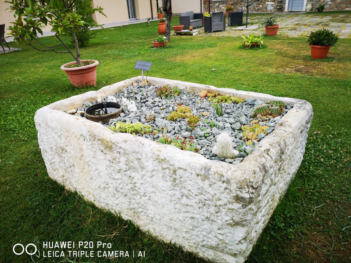Ca Thomas Hotel Castelnuovo Magra Kültér fotó